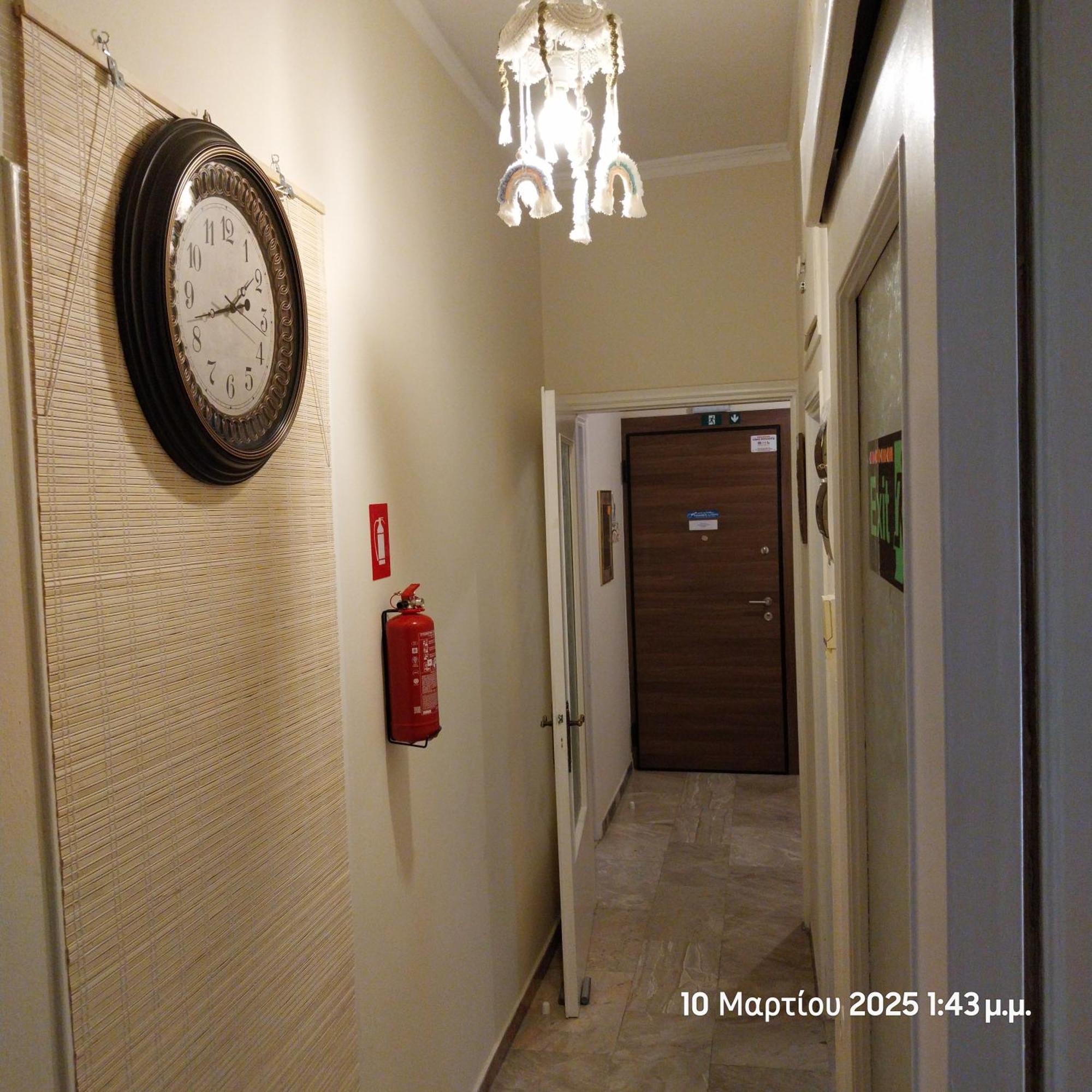 Cozy & Bright Home 50M From Subway -Agios Antonios Aten Exteriör bild